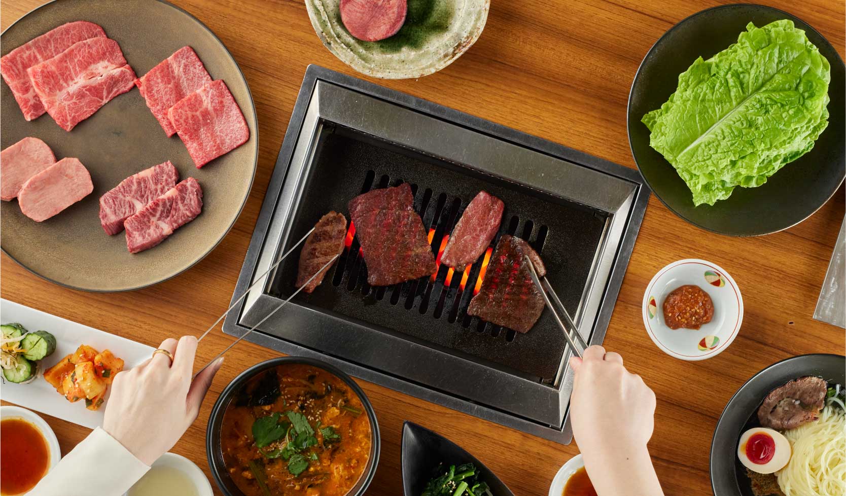 お肉好きの方へのプレゼントに、2人で焼肉を楽しめるギフト