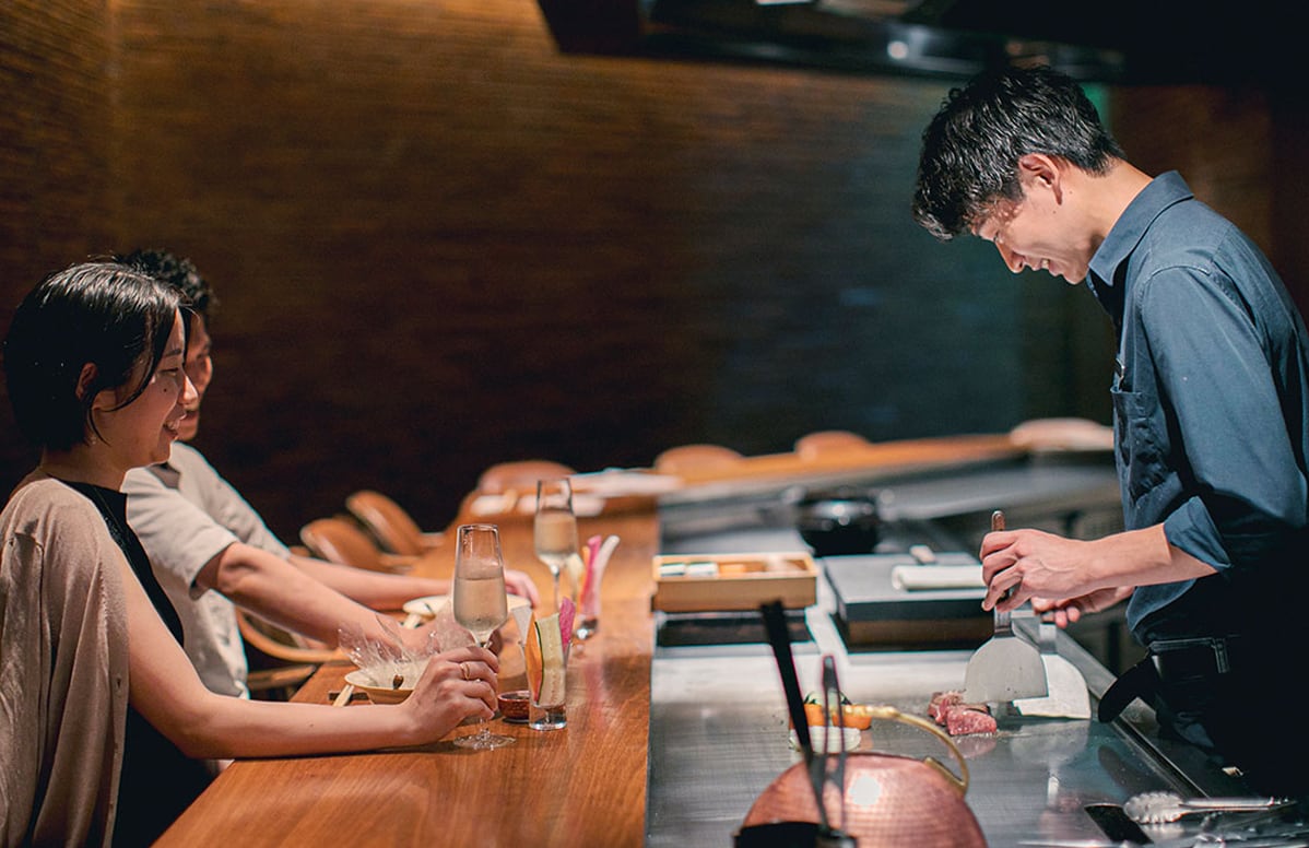 待っている時間も楽しい食のエンターテインメント